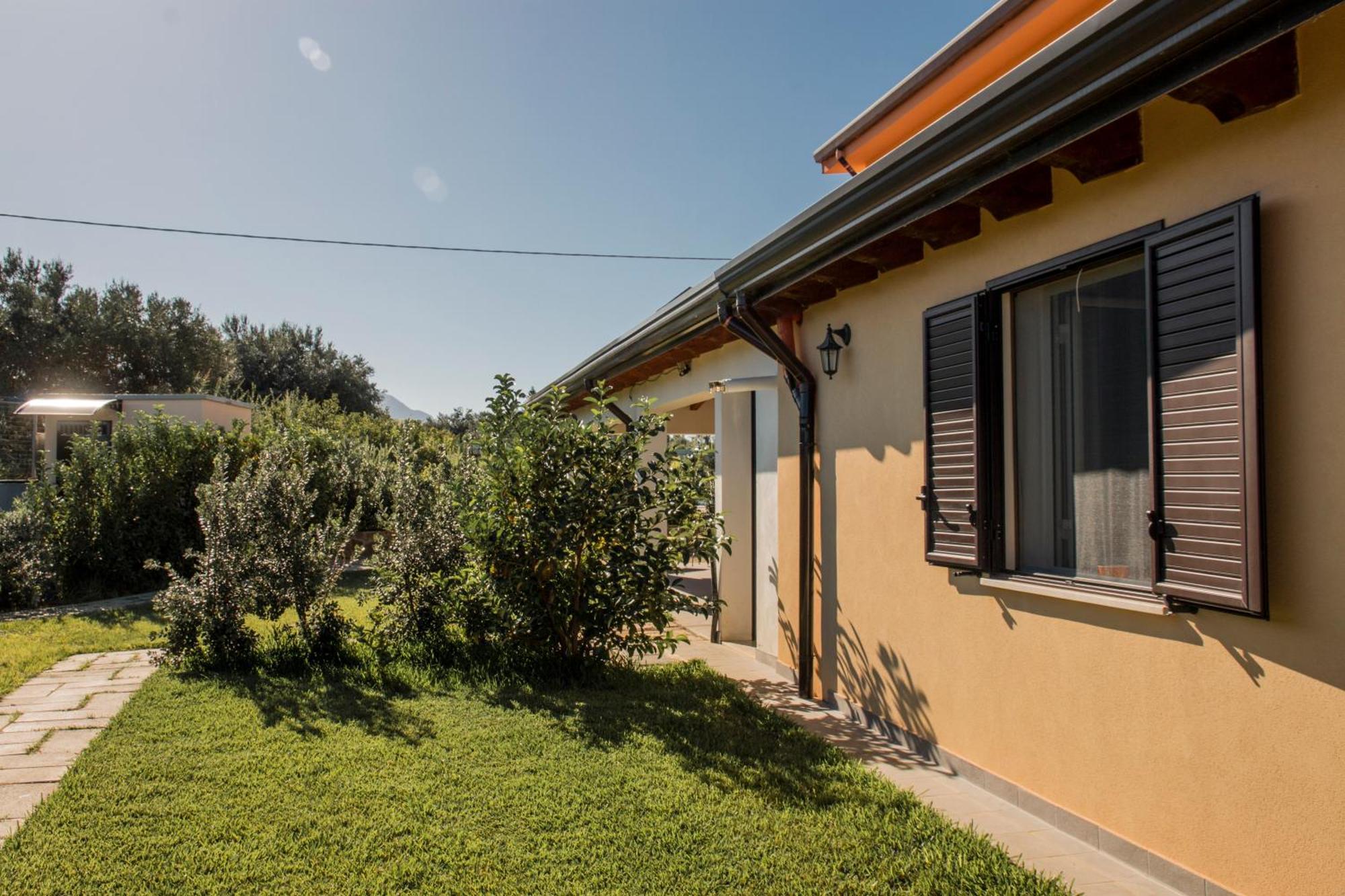Villa Con Piscina Casale Di Gio Nel Golfo Di Castellammare ปาร์ตินิโก ภายนอก รูปภาพ