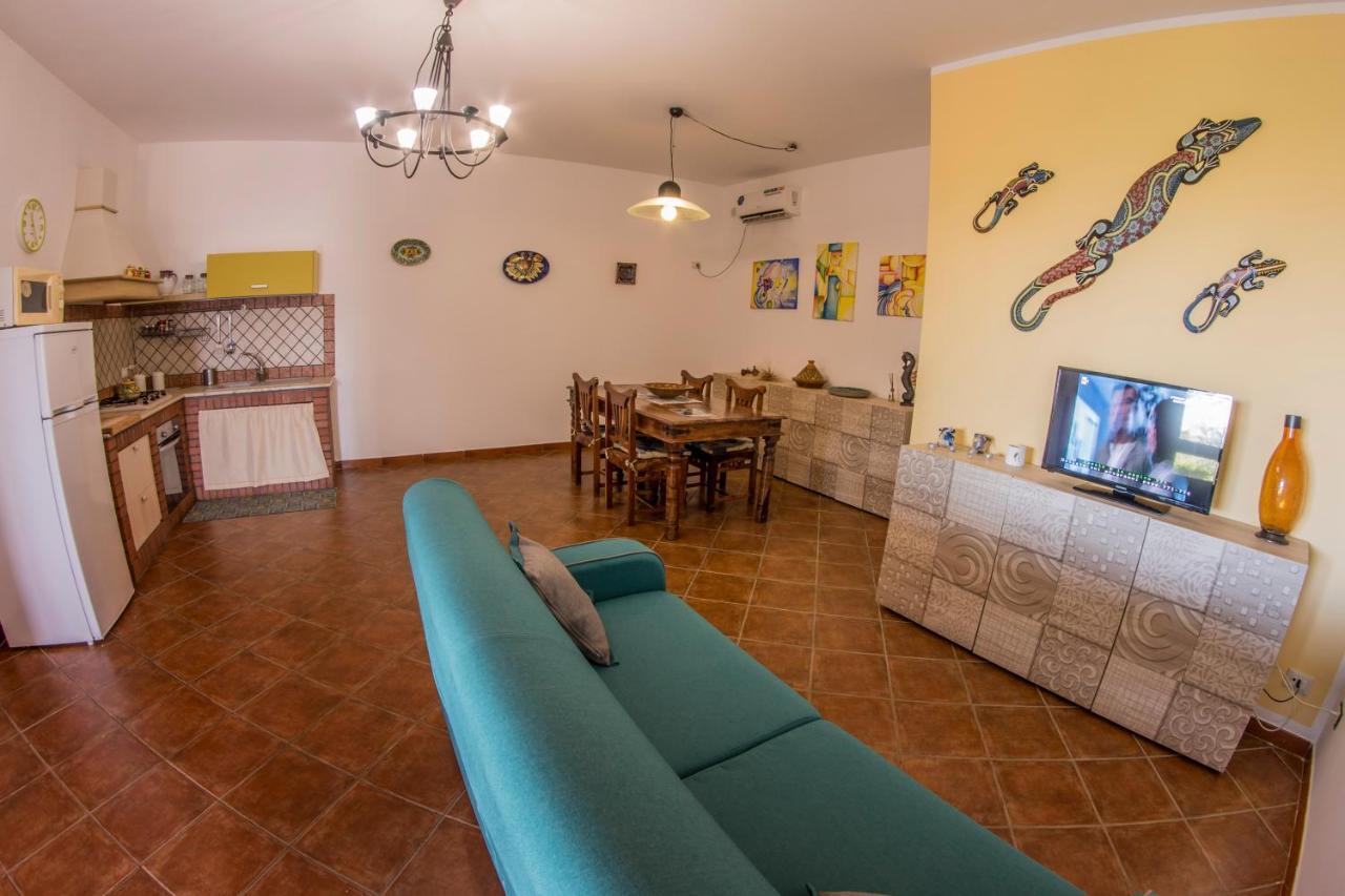 Villa Con Piscina Casale Di Gio Nel Golfo Di Castellammare ปาร์ตินิโก ภายนอก รูปภาพ
